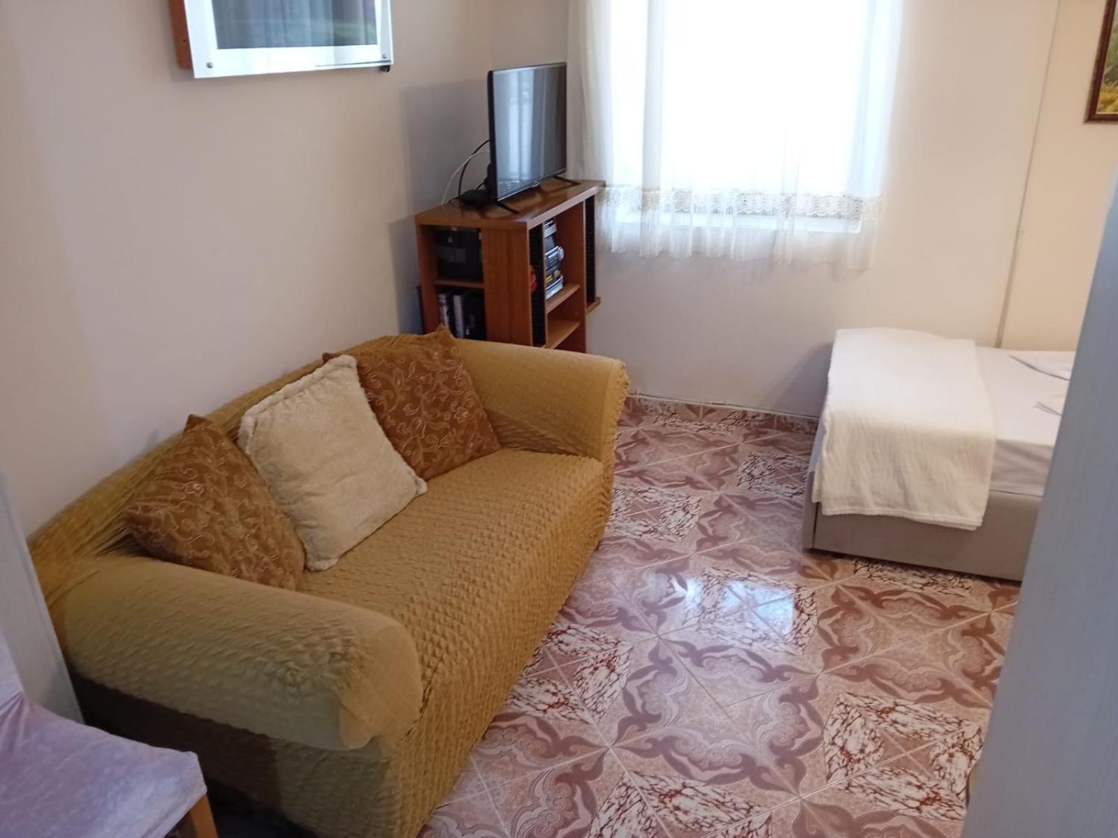 Apartment Gogo's Sea Side *